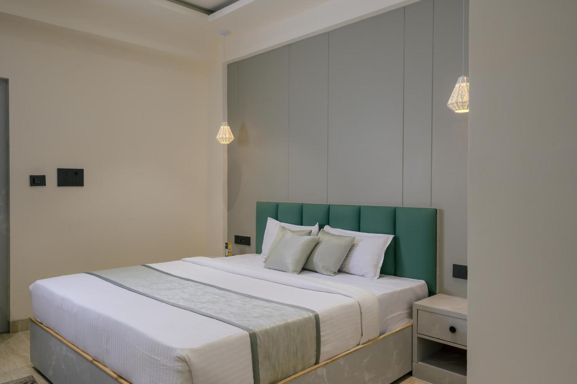 Hotel The Grand Neelam Rāipur Exteriér fotografie
